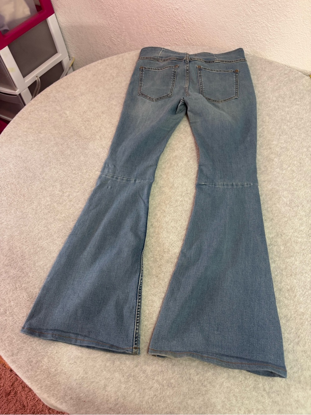 Free People Women’s Blue Flared Jeans - Classic Denim size 26